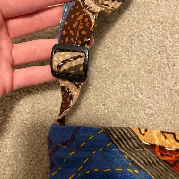 TRIBAL Printed Purse - Picture 3 of 11